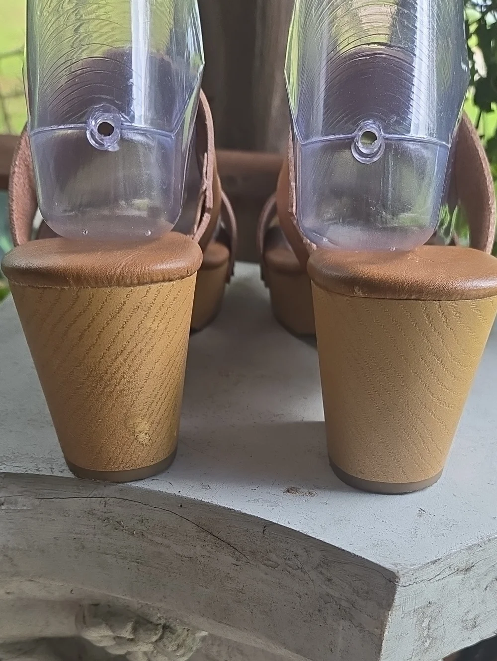 Universal Thread tan or